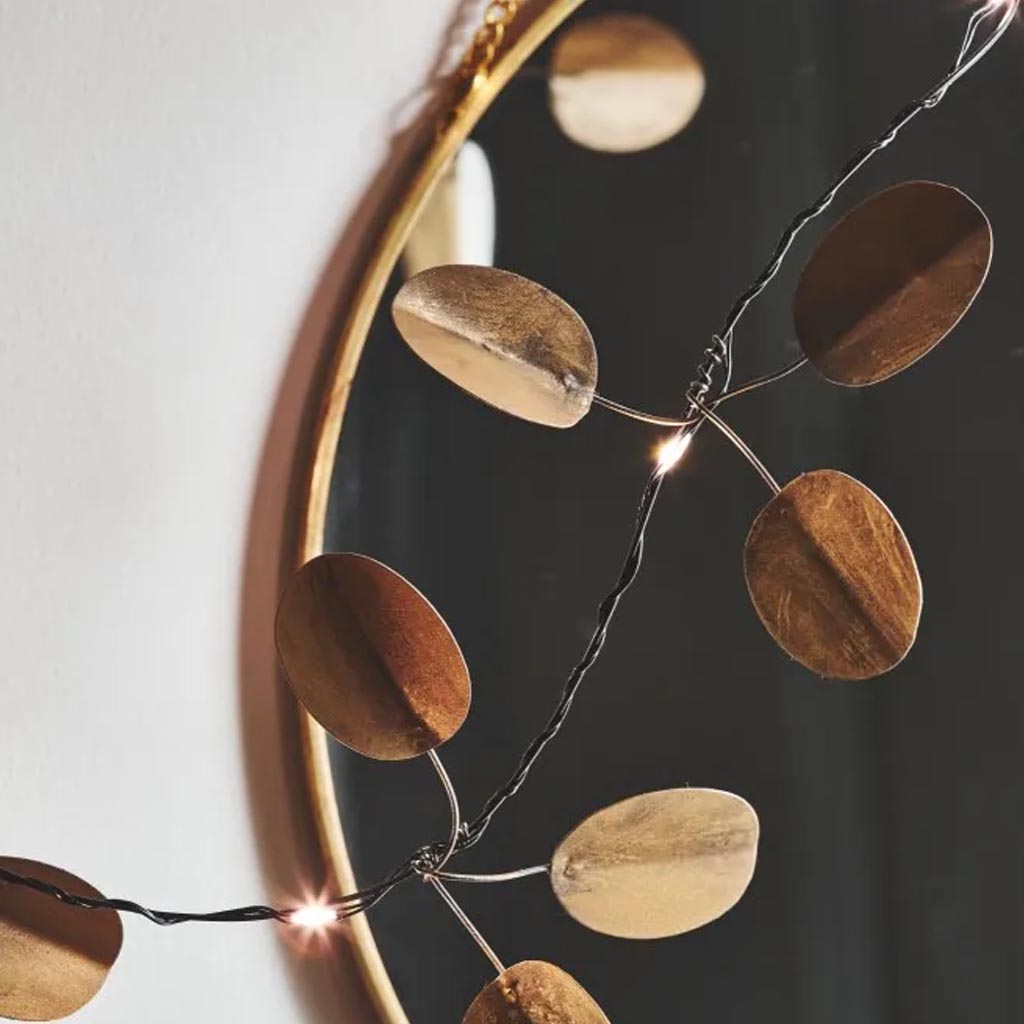 Gouden Eucalyptus LED-Stringlights met 30 warm witte LED's - Afbeelding 4