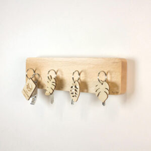 Magnetische houder voor aan de wand van massief beukenhout RMdesign 28 x 10 x 3 cm
