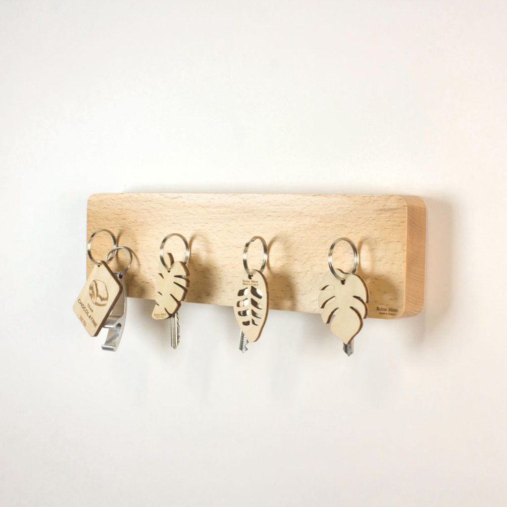 Magnetische houder voor aan de wand van massief beukenhout RMdesign 28 x 10 x 3 cm