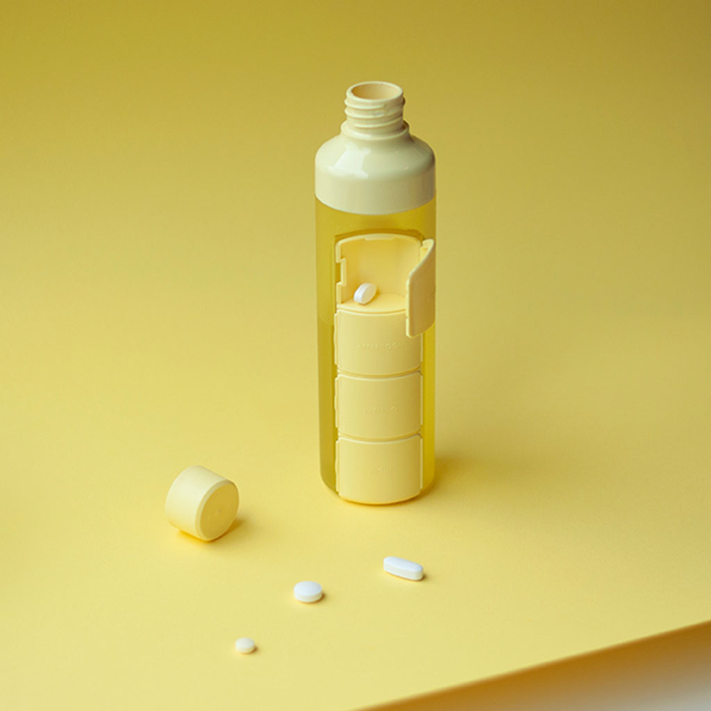 Waterfles en Pillendoos in één YOS Bottle Daily grandioos geel - Afbeelding 4